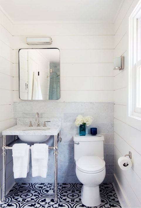 shiplap bathroom