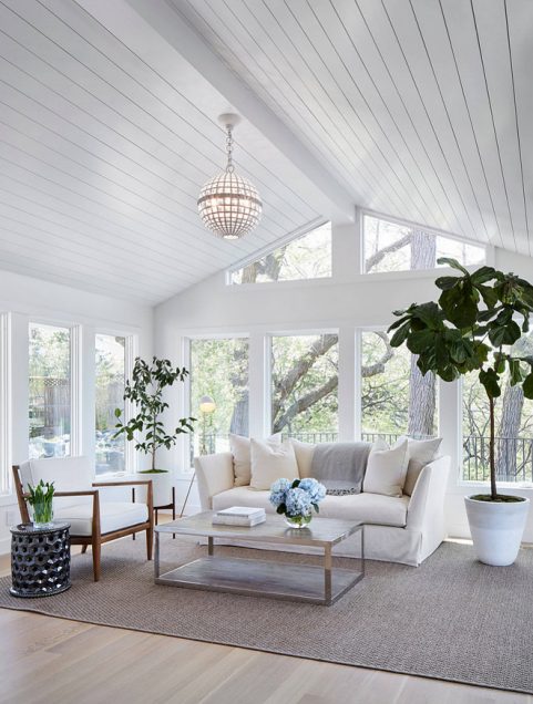 shiplap sitting room